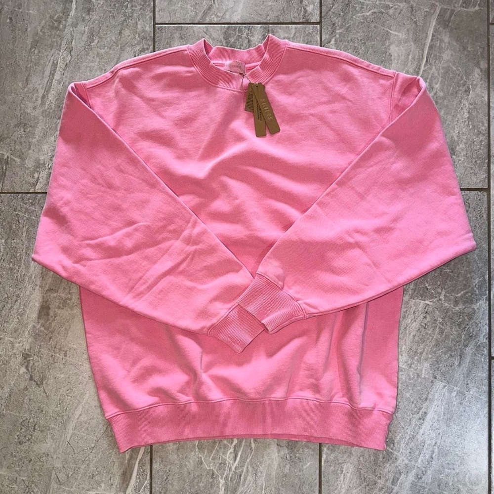 skims boyfriend fleece crewneck pullover in bubblegum NWT
originally $68